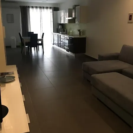 Modern Self-catering Apartment Sliema